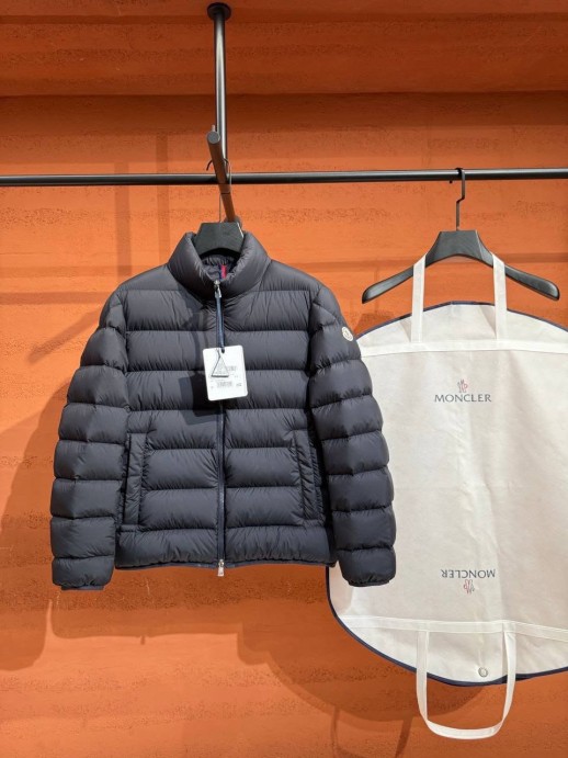 Куртка Moncler 5468