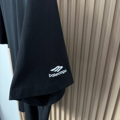 Футболка Balenciaga 17878 1