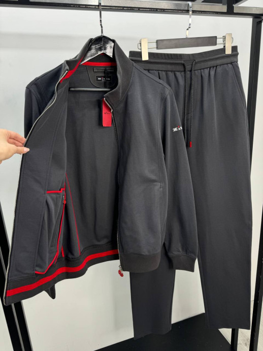 Костюм прогулочный Kiton 17551