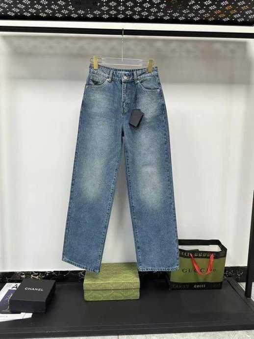 Джинсы Prada 10598