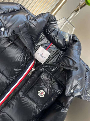Куртка Moncler 5623 7