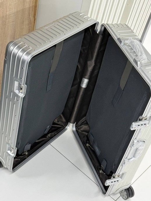 Чемодан Rimowa 13793 1