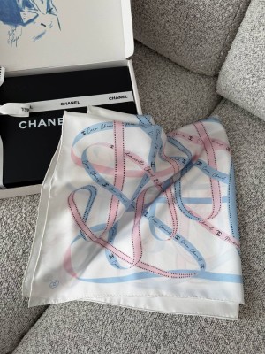 Платок Chanel 36007 4