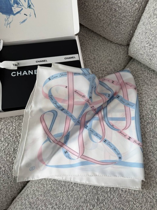 Платок Chanel 36007 4