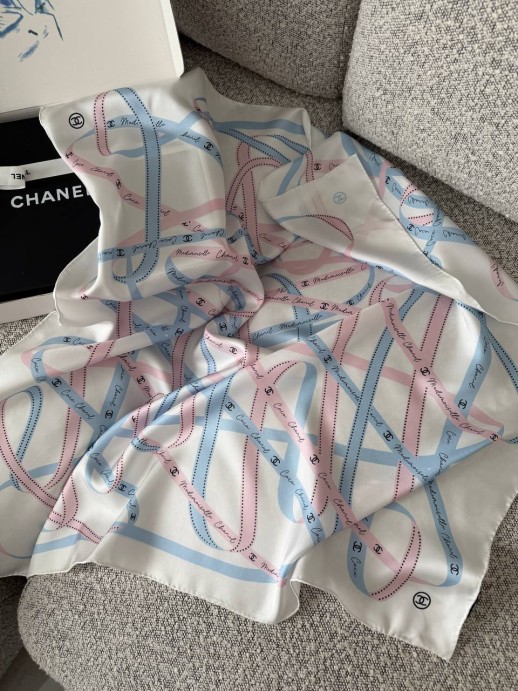 Платок Chanel 36007 4