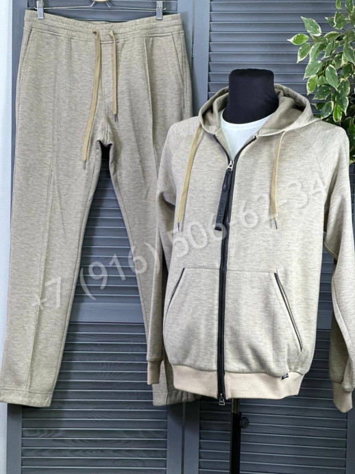 Прогулочный костюм Tom Ford 24104