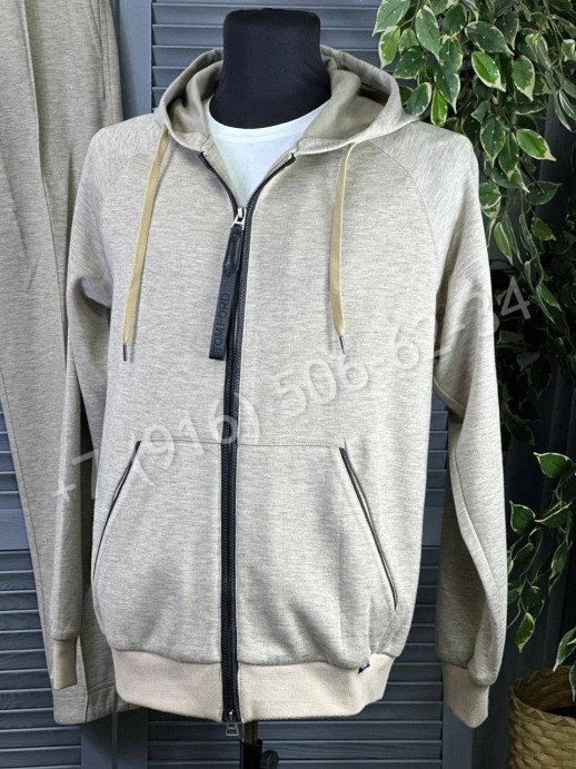 Прогулочный костюм Tom Ford 24104