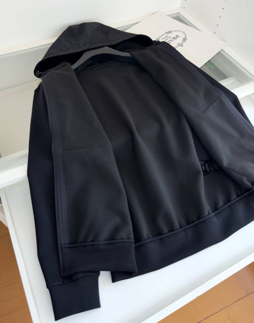 Костюм Prada 9921 1