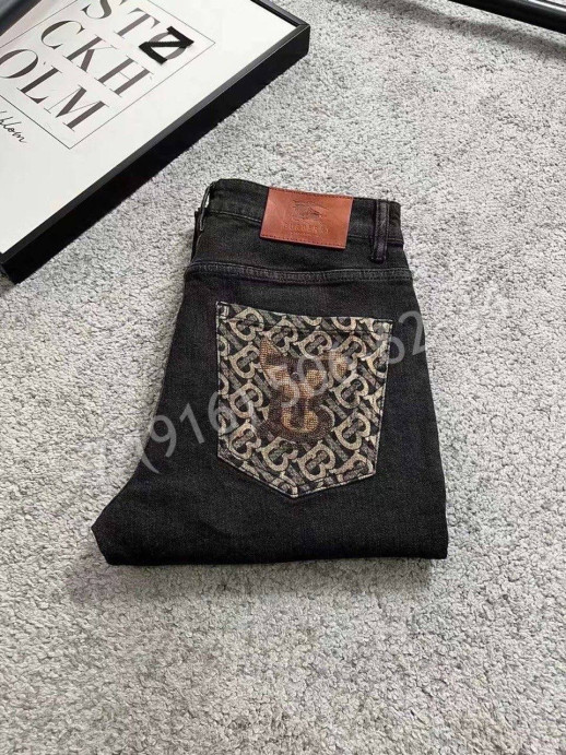 Джинсы Burberry 22147