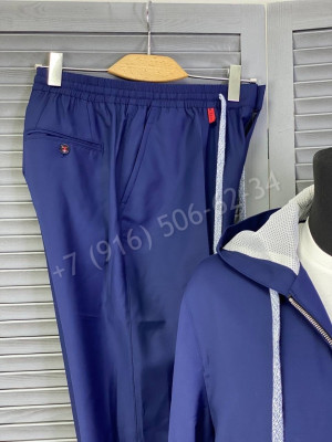 Прогулочный костюм KITON 13670