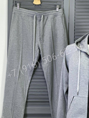 Прогулочный костюм Tom Ford 24105