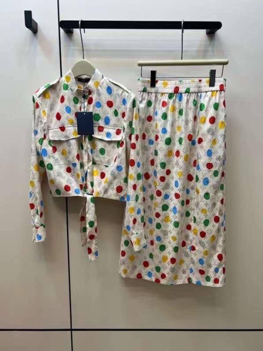 Костюм Louis Vuitton 15015