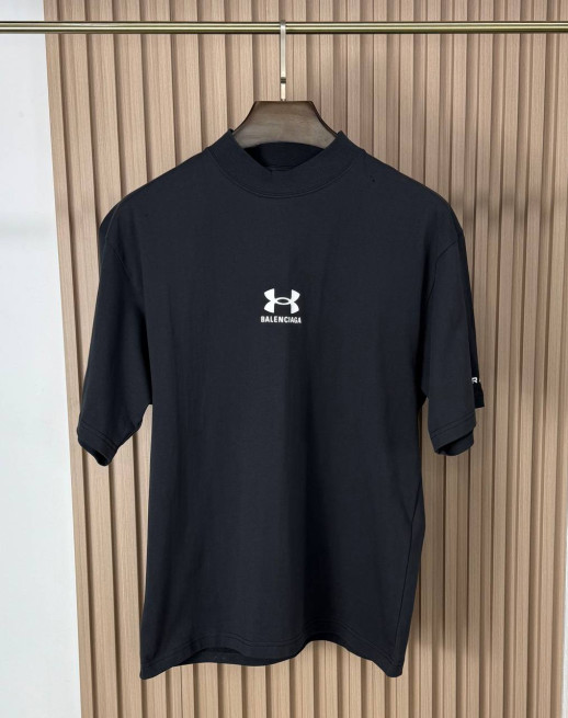 Футболка Balenciaga 17880