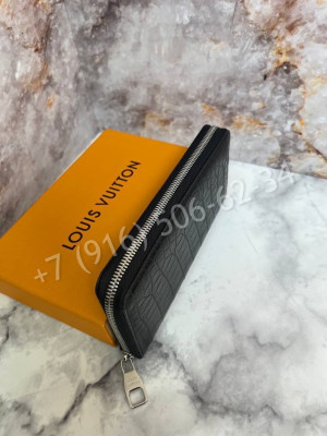 Портмоне Louis Vuitton из кожи крокодила 17821