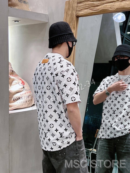 Футболка Louis Vuitton 9300