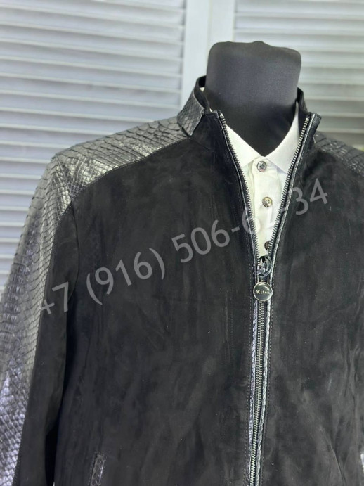 Замшевая куртка со вставками кожи питона KITON 22252