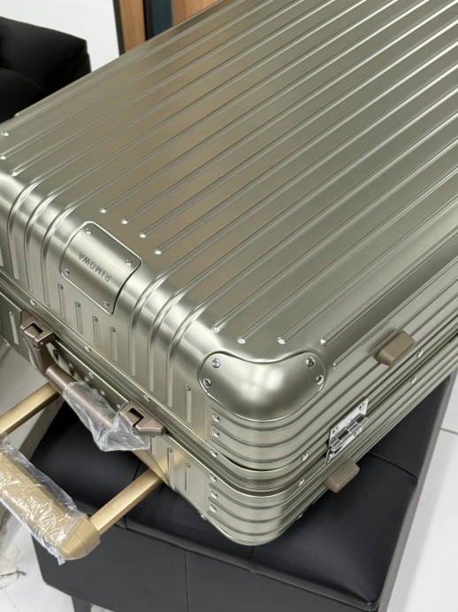 Чемодан Rimowa 13793 3