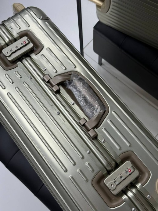 Чемодан Rimowa 13793 3