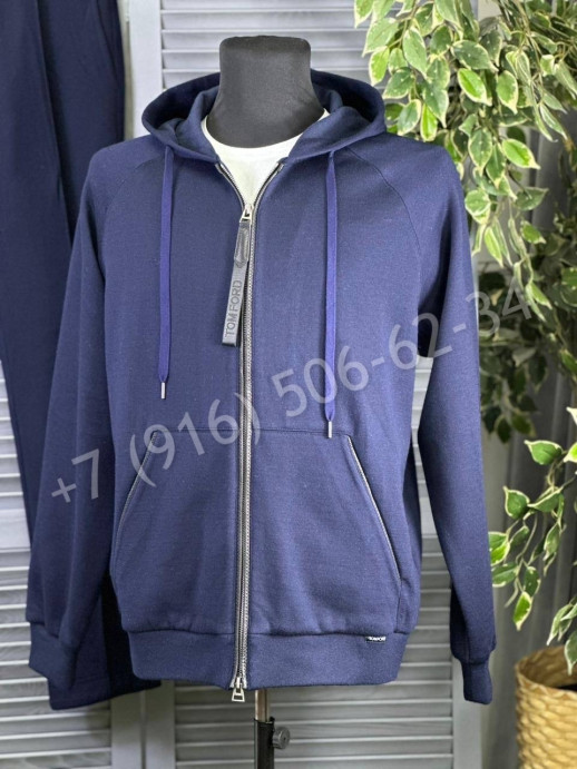 Прогулочный костюм Tom Ford 24106