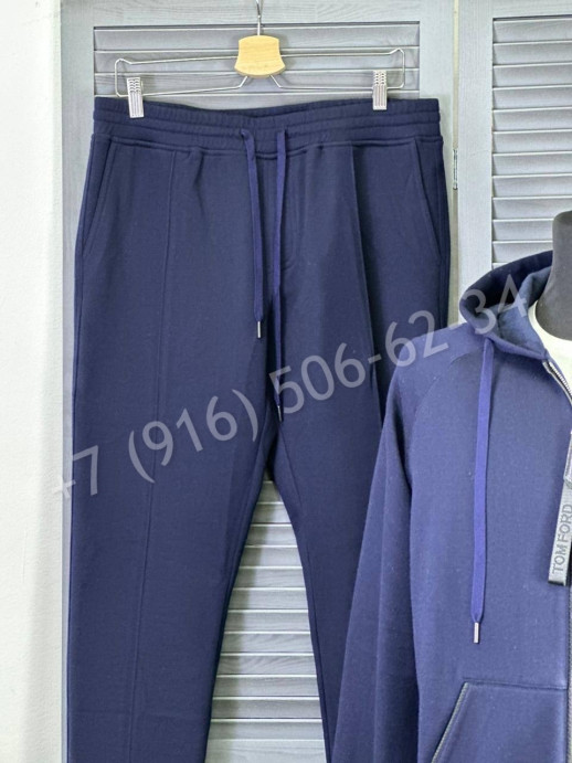 Прогулочный костюм Tom Ford 24106