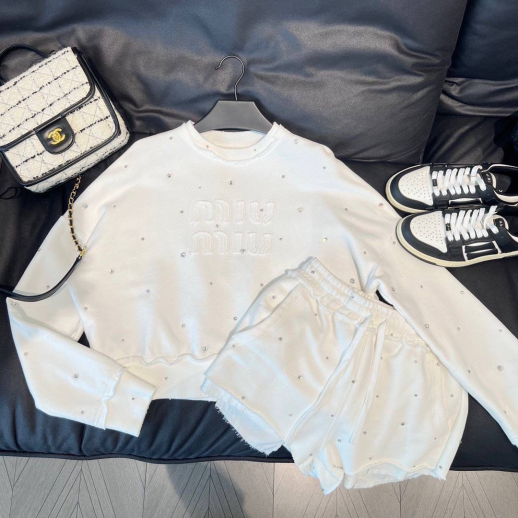 Костюм Miu Miu 15327