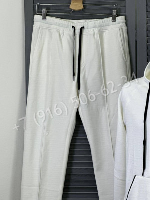 Прогулочный костюм Tom Ford 24107