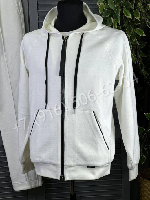 Прогулочный костюм Tom Ford 24107