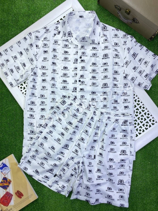 Костюм Balenciaga 14387