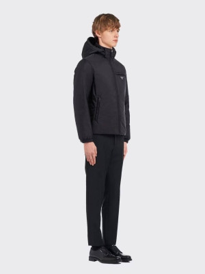 Куртка Prada 8787