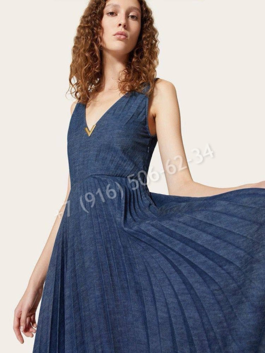 Платье Valentino 33333