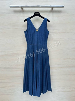 Платье Valentino 33333