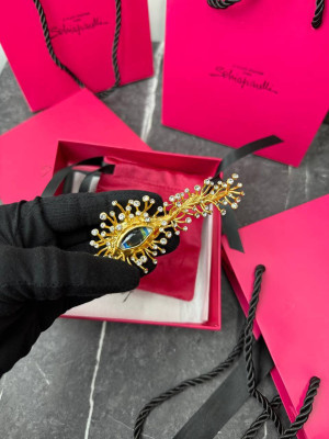 Брошь Schiaparelli 36201