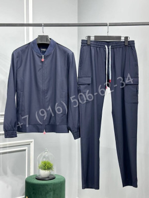 Прогулочный костюм KITON 18150