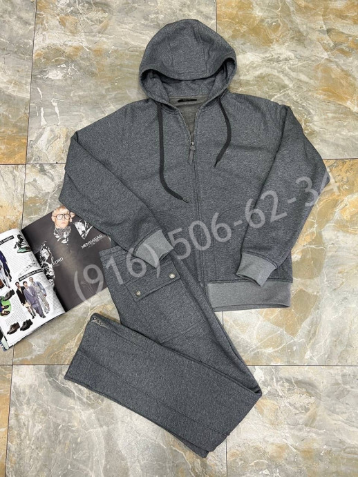 Прогулочный костюм Tom Ford 23681