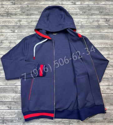 Прогулочный костюм KITON 18352