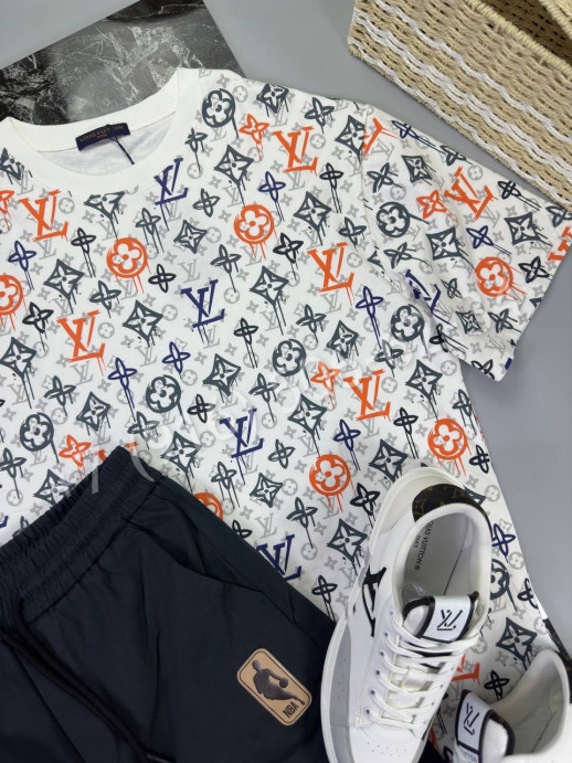 Футболка Louis Vuitton 18453