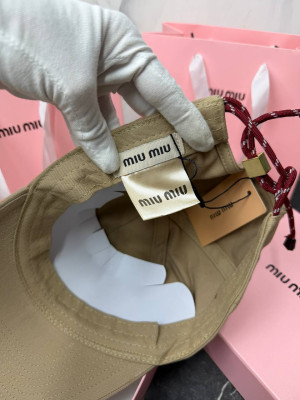 Кепка Miu Miu 12991 3