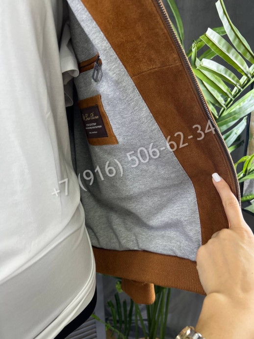 Замшевая куртка Loro Piana 5431