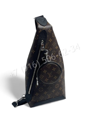 Сумка-слинг Louis Vuitton 17898