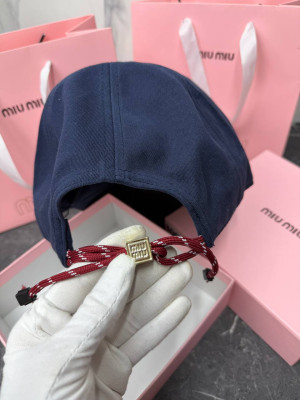 Кепка Miu Miu 12991 4