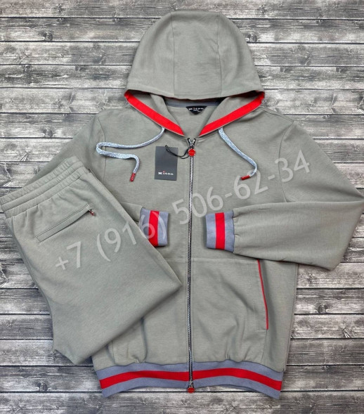 Прогулочный костюм KITON 18354