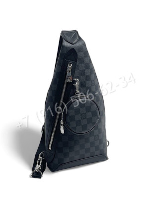 Сумка-слинг Louis Vuitton 17899