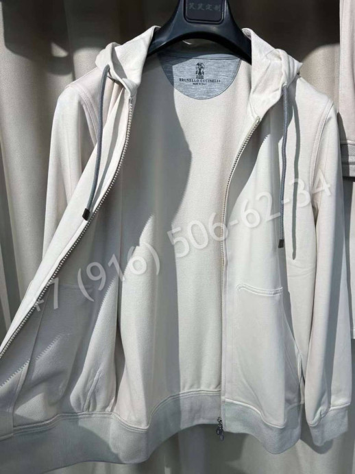 Прогулочный костюм Brunello Cucinelli 30336