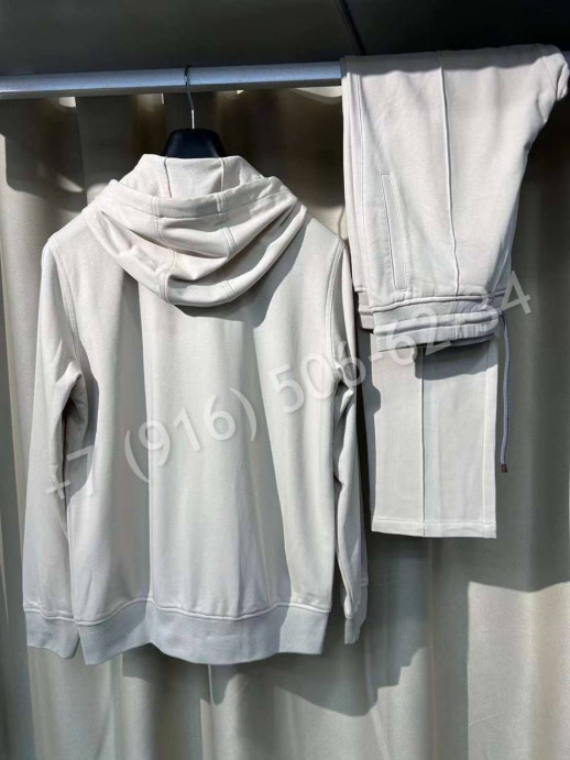 Прогулочный костюм Brunello Cucinelli 30336