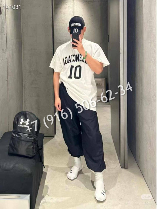 Футболка Balenciaga 16306 6