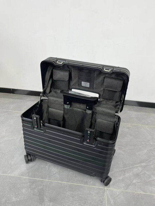 Дорожный чемодан RIMOWA 34833