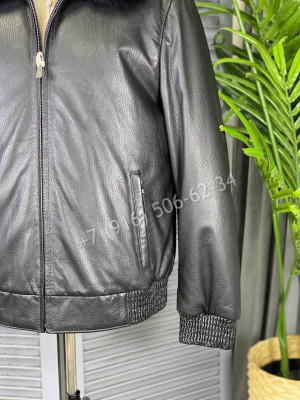 Кожаная куртка Brunello Cucinelli 6392