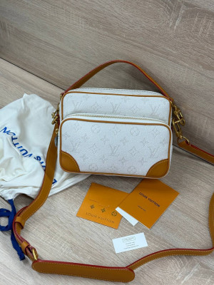Сумка Louis Vuitton 29200