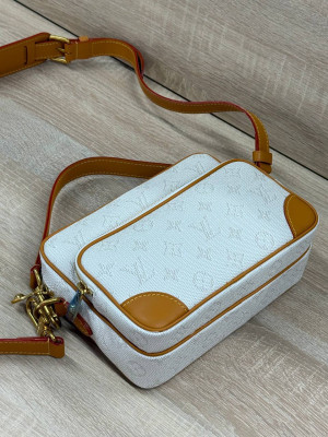 Сумка Louis Vuitton 29200