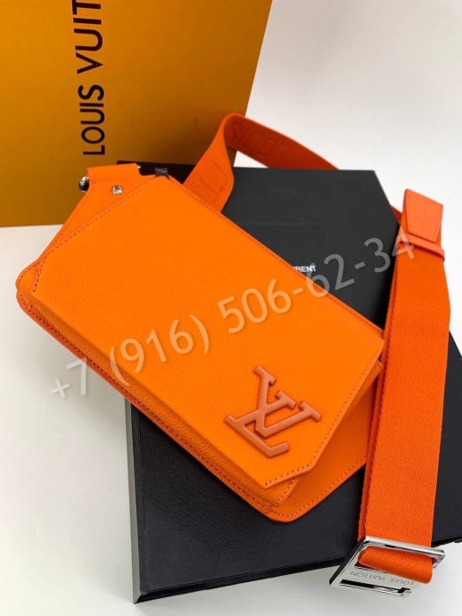 Поясная сумка Louis Vuitton 16614